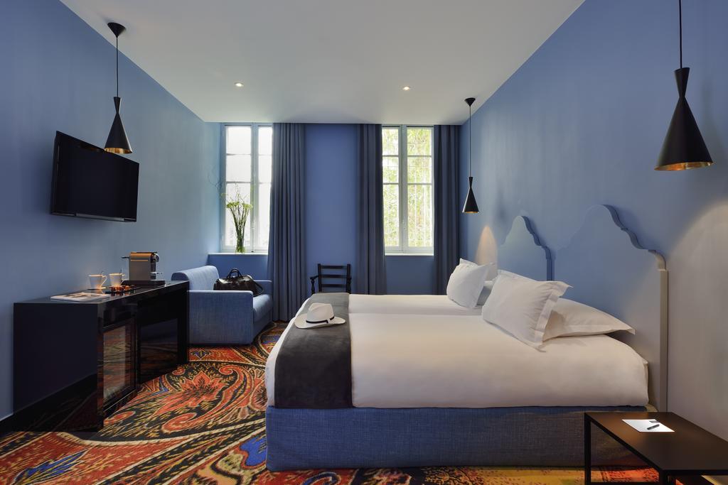 Deluxe Room,665734743:JPEG